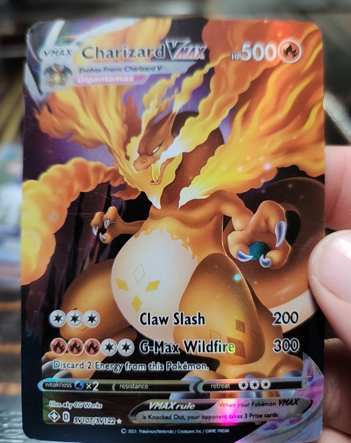 2021 Pokémon Shining Fates #SV107 Charizard VMAX — front
