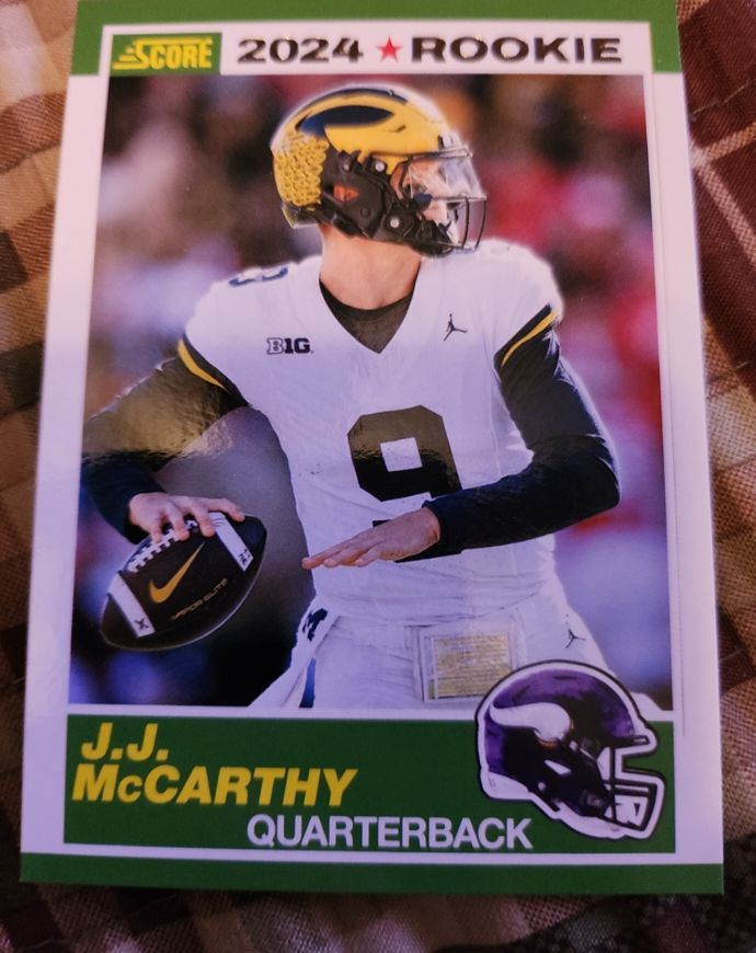 2024 Panini Score #8 J.J. McCarthy — front