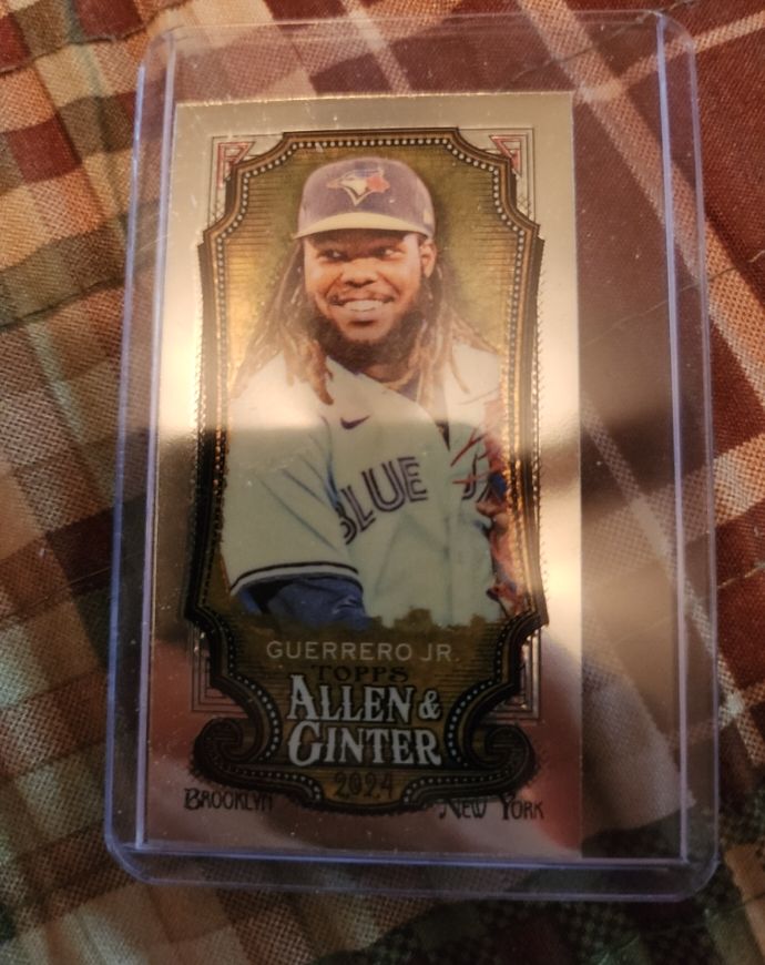 2024 Topps Allen & Ginter Chrome Mini #200 Vladimir Guerrero Jr. — front