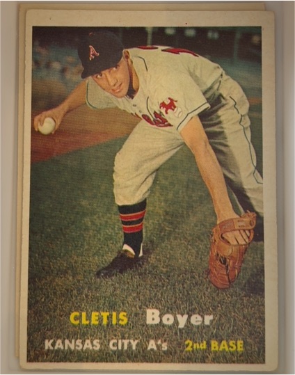 1957 Topps #121 Clete Boyer — front