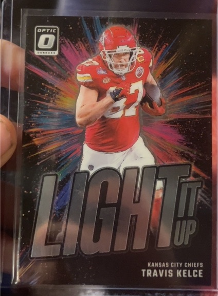2024 Donruss Optic #15 Travis Kelce Light It Up — front