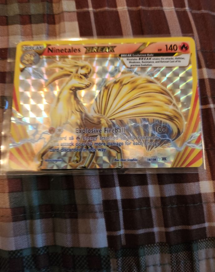 2016 Pokemon TCG XY Evolutions #16/108 Ninetales BREAK — front