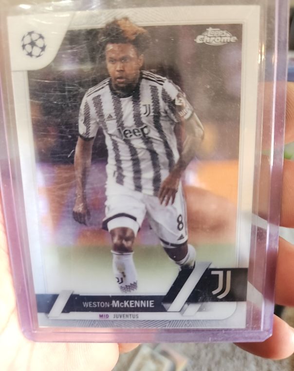 2022-23 Topps Chrome UEFA Club Competitions #115 Weston McKennie — front
