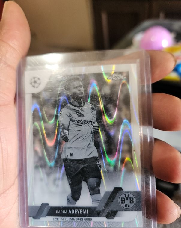 2022-23 Topps Chrome UEFA #122 Karim Adeyemi Black & White Ray Wave — front