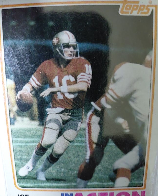 1982 Topps #489 Joe Montana In Action — front