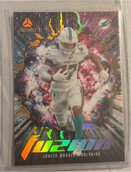 2022 Panini Luminance Fuzion #FUZ-JWA Jaylen Waddle — front