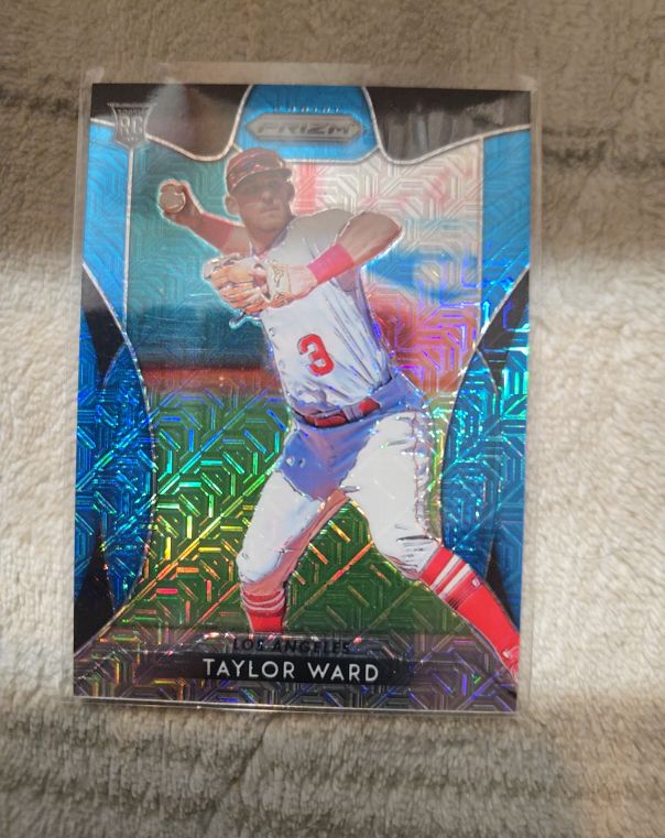2019 Panini Prizm Blue Mojo #3 Taylor Ward — front