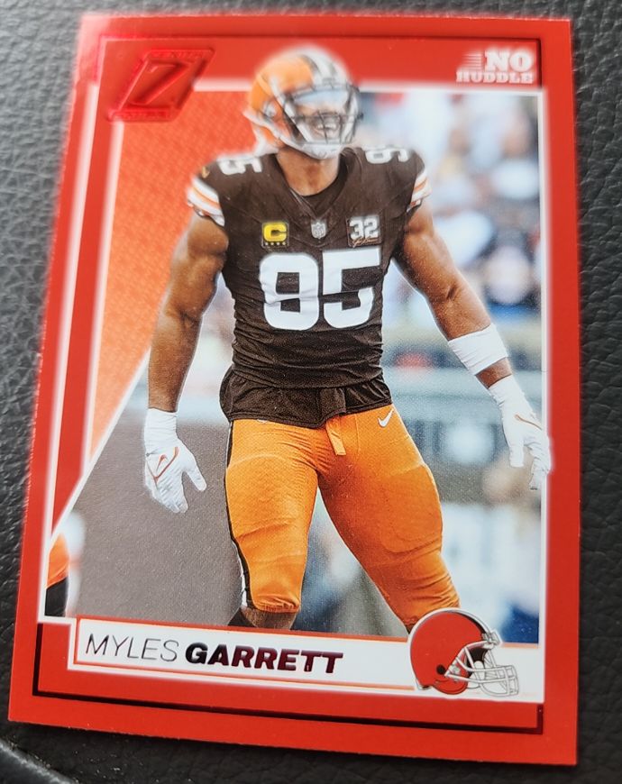 2024 Donruss No Huddle #85 Myles Garrett — front