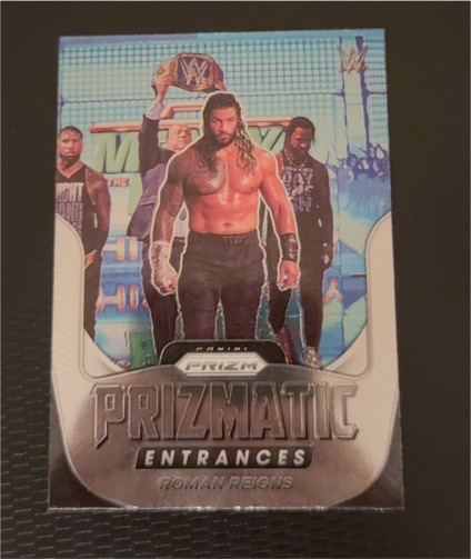 2022 Panini Prizm WWE Prizmatic Entrances #10 Roman Reigns — front