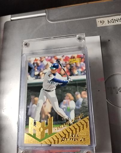 1991 Pinnacle Ken Griffey Jr. HOF — front