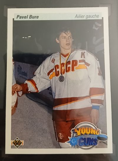1990-91 Upper Deck #526 Pavel Bure Young Guns — front