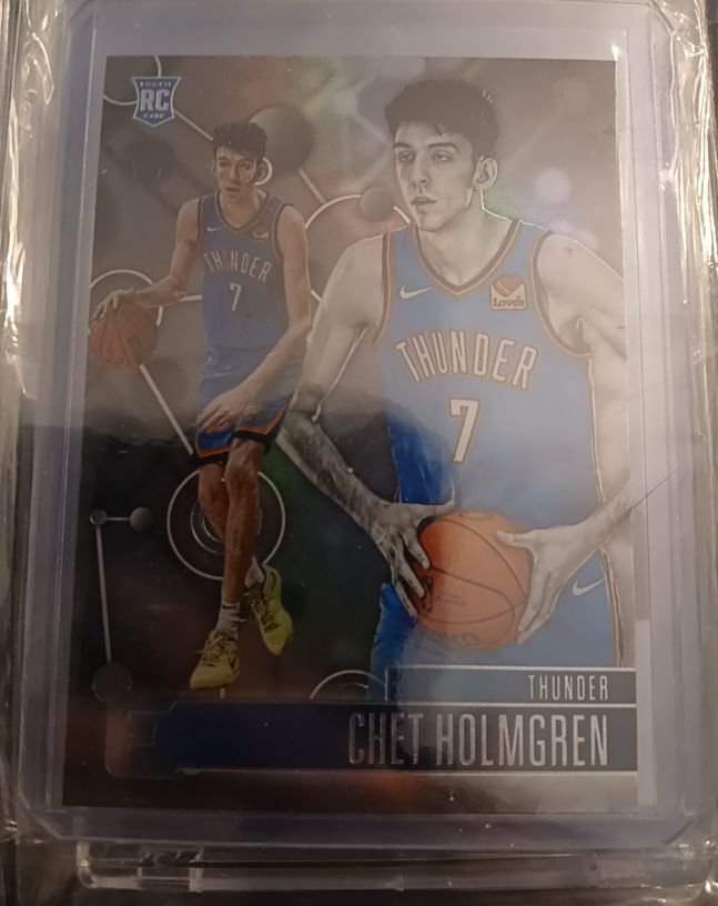2022-23 Panini Chronicles Essentials #202 Chet Holmgren — front