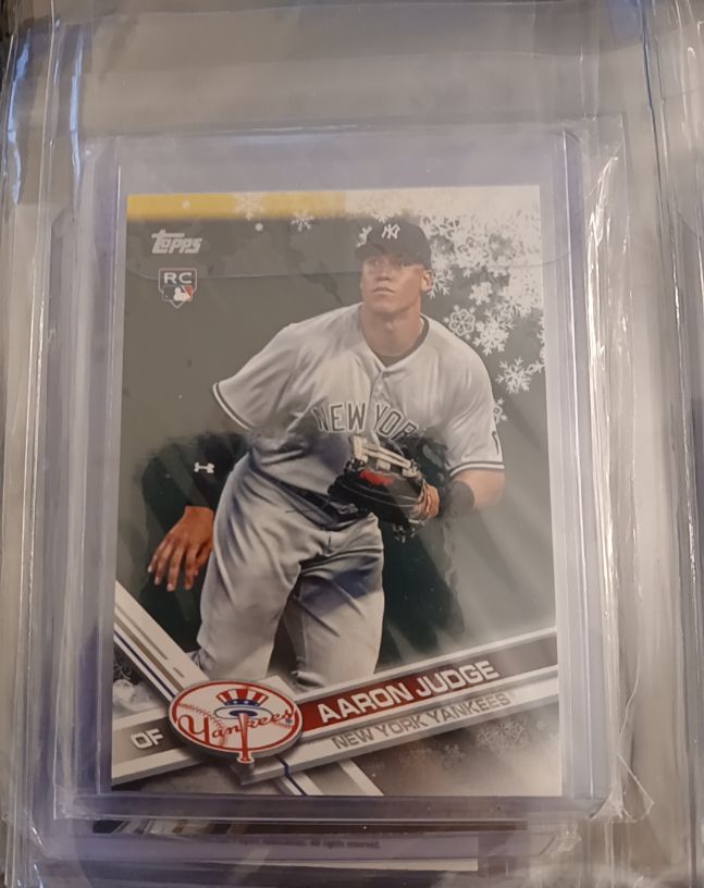 2017 Topps Holiday #HMW99 Aaron Judge — front