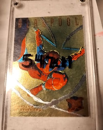 1995 Fleer Ultra X-Men #3 Deadpool Hunters & Stalkers Gold — front
