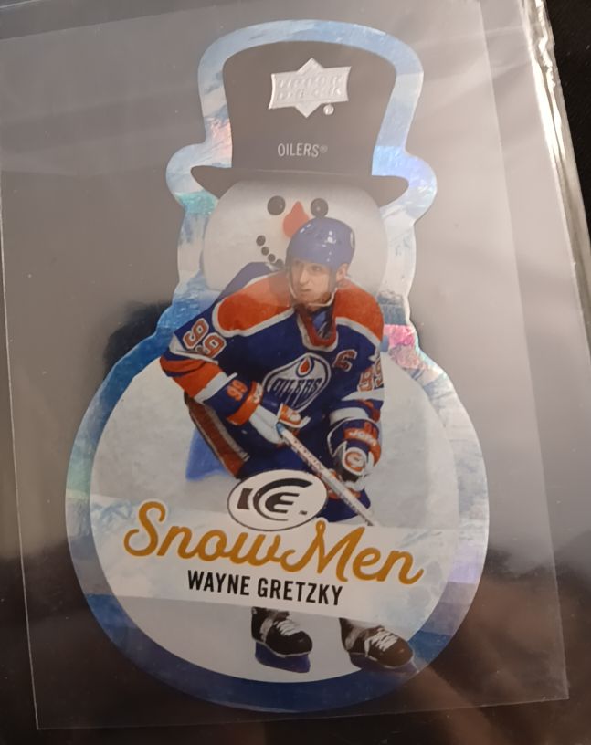 2023-24 Upper Deck Ice #SM-99 Wayne Gretzky Snow Men — front