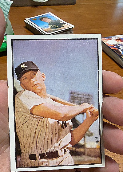 1953 Bowman Color #59 Mickey Mantle — front