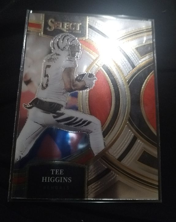 2023 Panini Select Premier Level #112 Tee Higgins — front