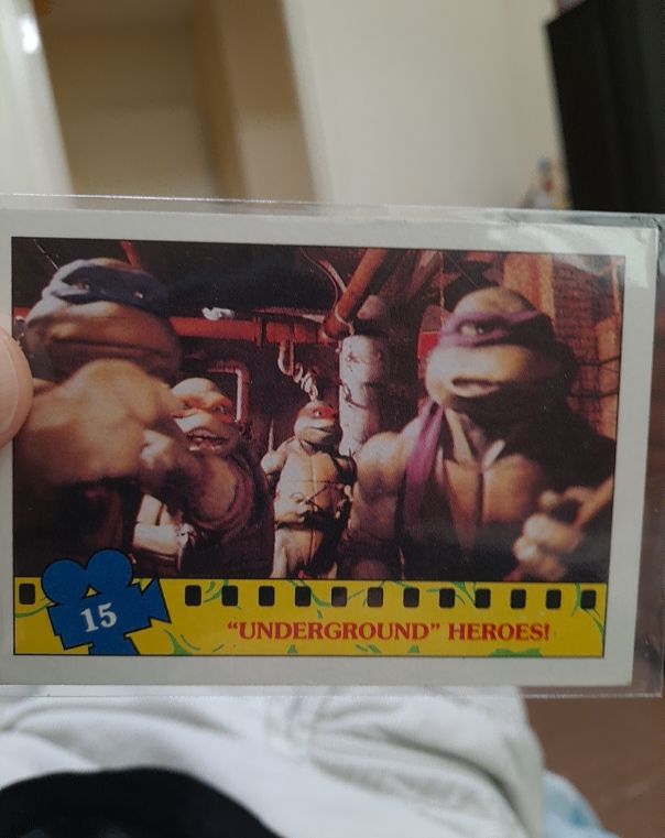 1990 Topps Teenage Mutant Ninja Turtles Movie #15 "Underground" Heroes! — front