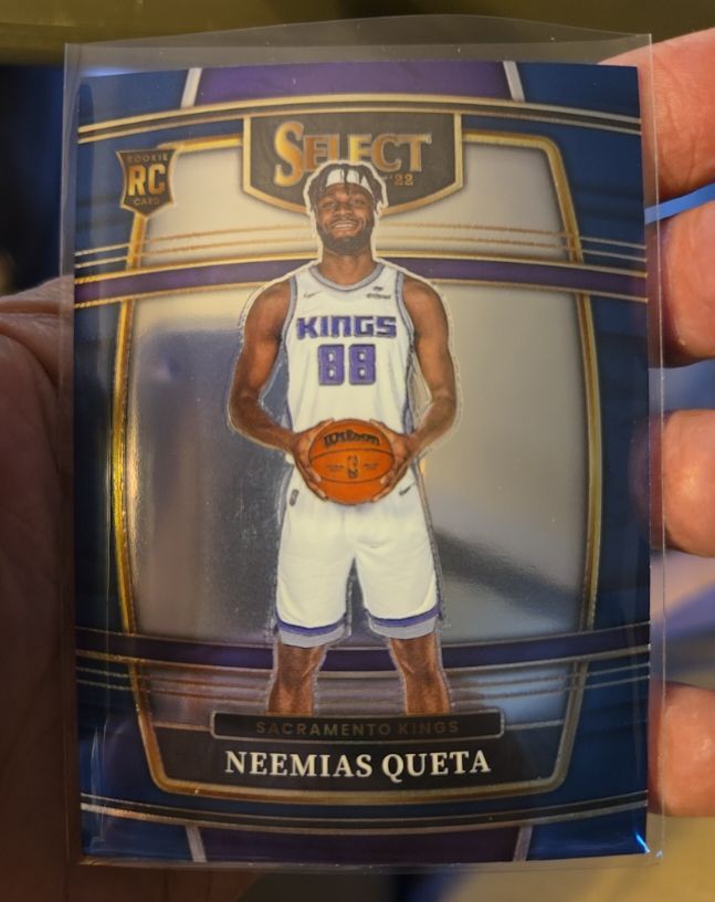 2021-22 Panini Select #72 Neemias Queta — front