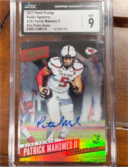 2017 Panini Prestige #232 Patrick Mahomes II Rookie Signatures Xtra Points Green — front