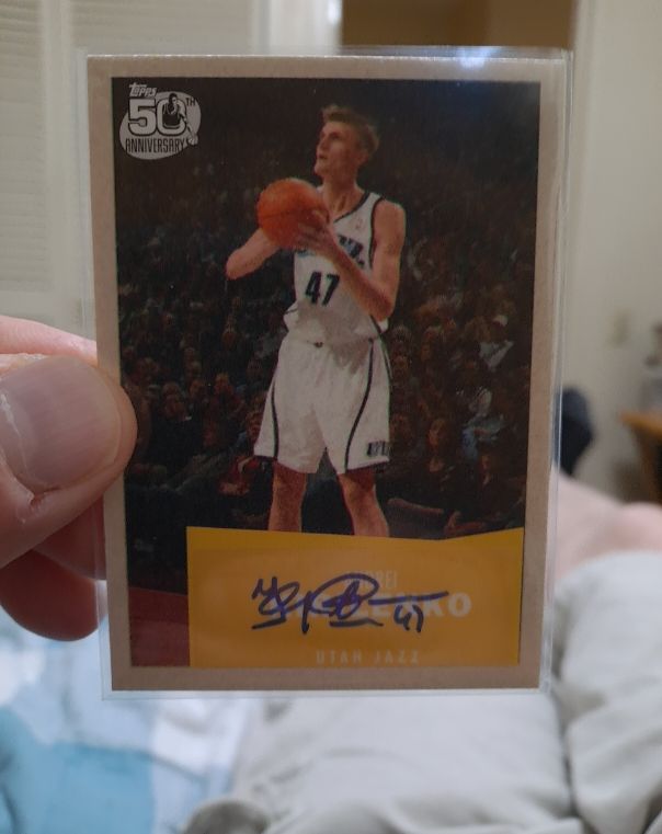 2007-08 Topps 1957-58 Variations Autograph #47 Andrei Kirilenko — front