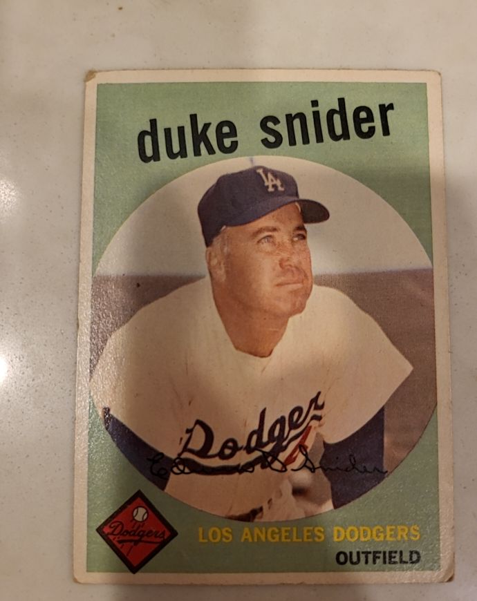 1959 Topps #20 Duke Snider — front