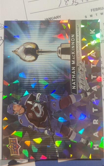 2021-22 Upper Deck MVP Hockey Hart Attack #HA-4 Nathan MacKinnon — front
