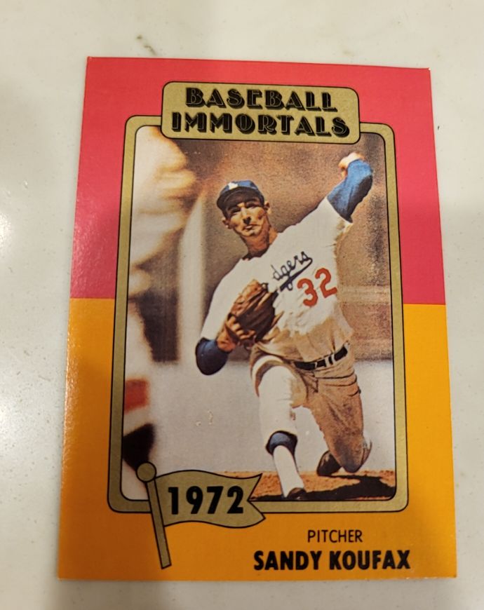 1980 Topps Baseball Immortals #32 Sandy Koufax — front