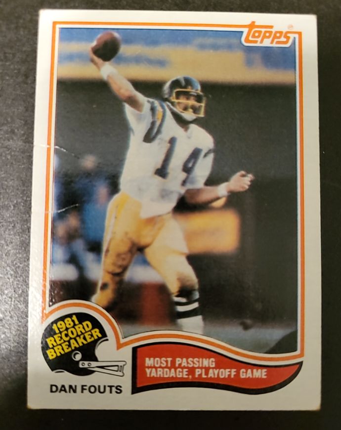1982 Topps #2 Dan Fouts — front