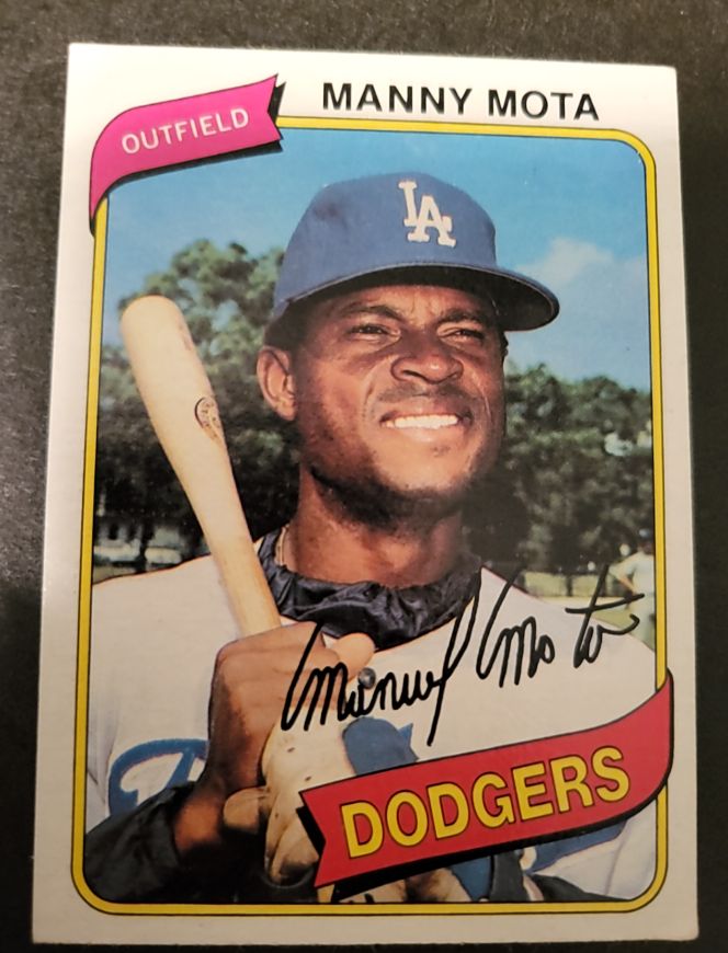 1980 Topps #104 Manny Mota — front