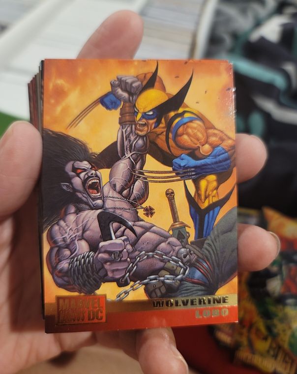 1995 Fleer/Skybox Marvel Versus DC #55 Wolverine vs Lobo — front