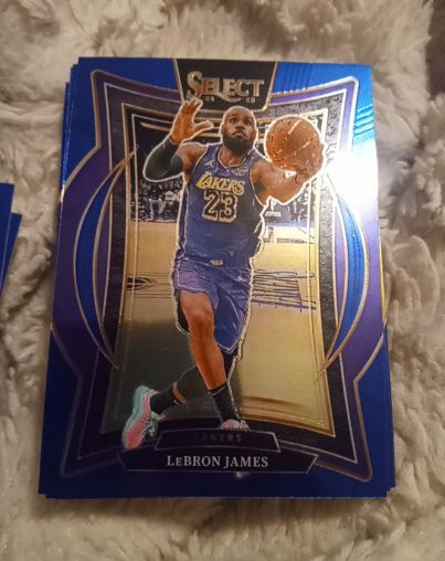 2024-25 Panini Select #54 LeBron James Concourse Blue — front