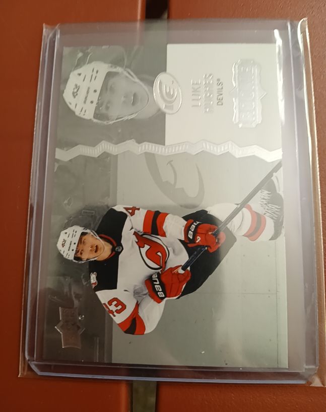2023-24 Upper Deck Ice #127 Luke Hughes — front