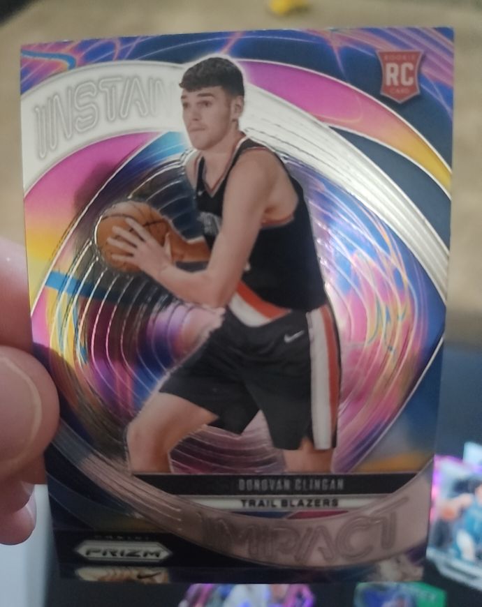 2024-25 Panini Prizm #15 Donovan Clingan Instant Impact — front