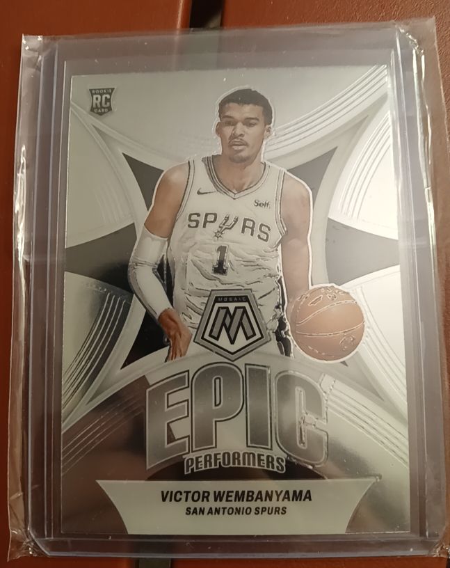 2023-24 Panini Mosaic Epic Performers #12 Victor Wembanyama — front