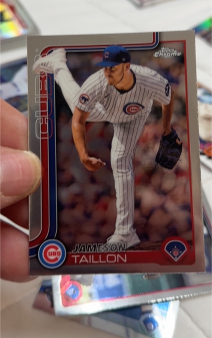 2025 Topps Chrome #33 Jameson Taillon — front