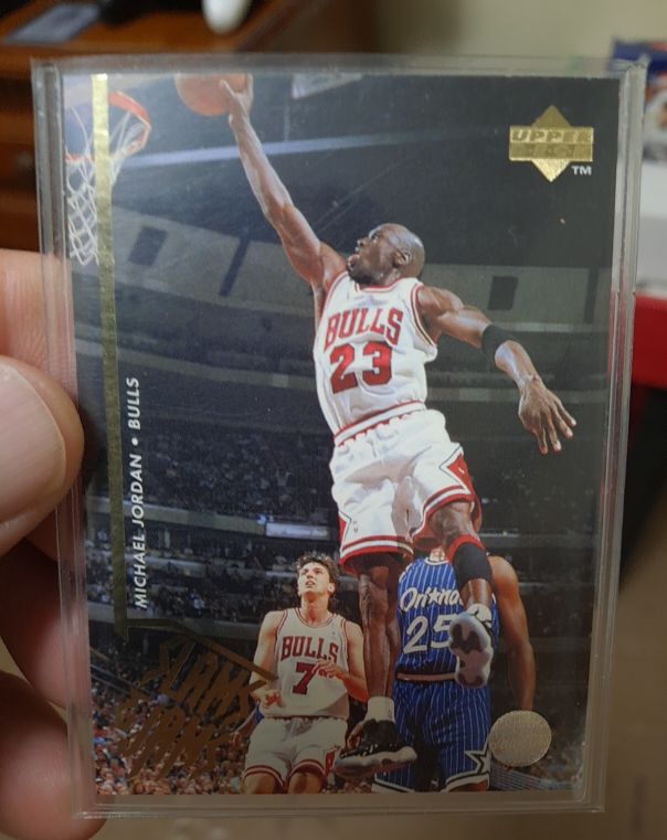 1995 Upper Deck #352 Michael Jordan — front