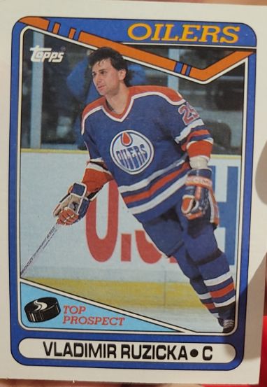 1990-91 Topps #393 Vladimir Ruzicka — front