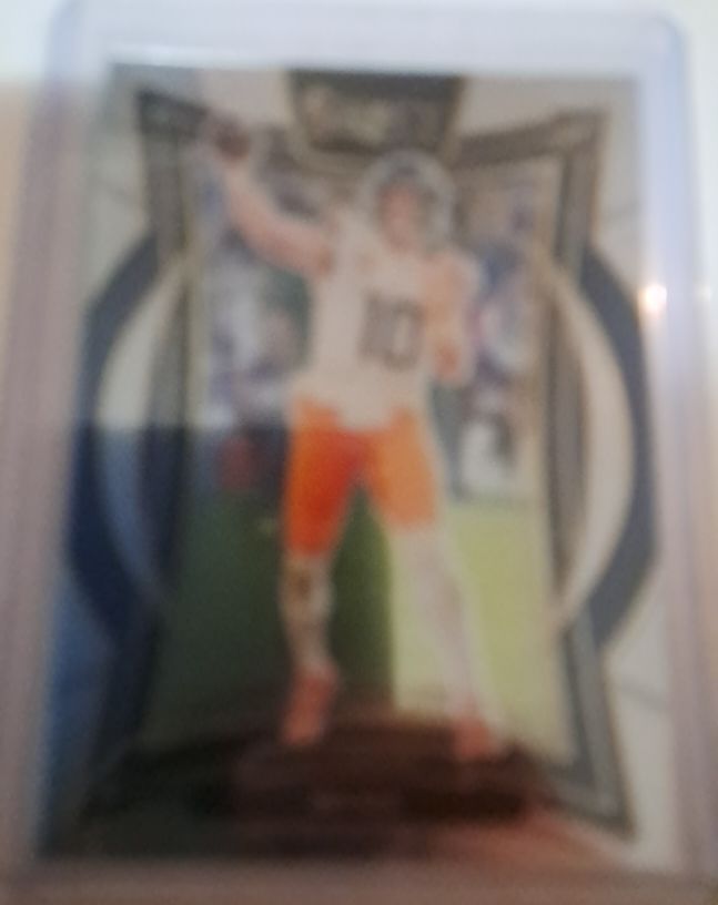 2024 Panini Select Concourse #24 J.J. McCarthy Rookie Card — front