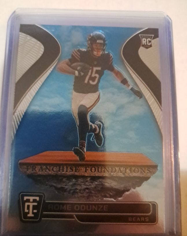 2024 Panini Totally Certified #12 Rome Odunze — front