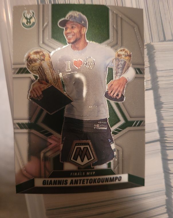 2021-22 Panini Mosaic #296 Giannis Antetokounmpo Finals MVP — front