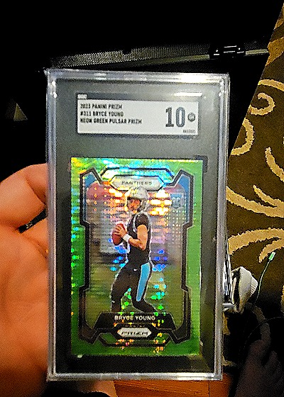 2023 Panini Prizm Football #Neon Green Pulsar Bryce Young — front