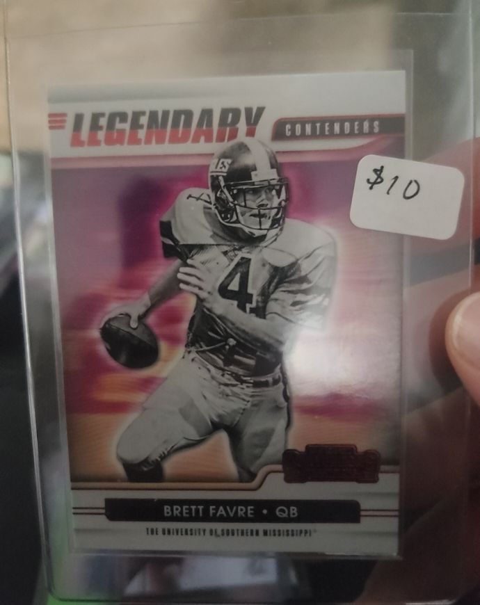 2021 Panini Contenders Draft Picks Legendary Contenders #6 Brett Favre — front