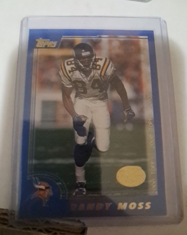 2000 Topps #4 Randy Moss — front