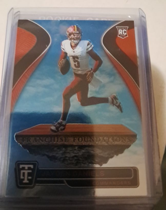 2024 Panini Totally Certified Franchise Foundations #20 Jayden Daniels — front