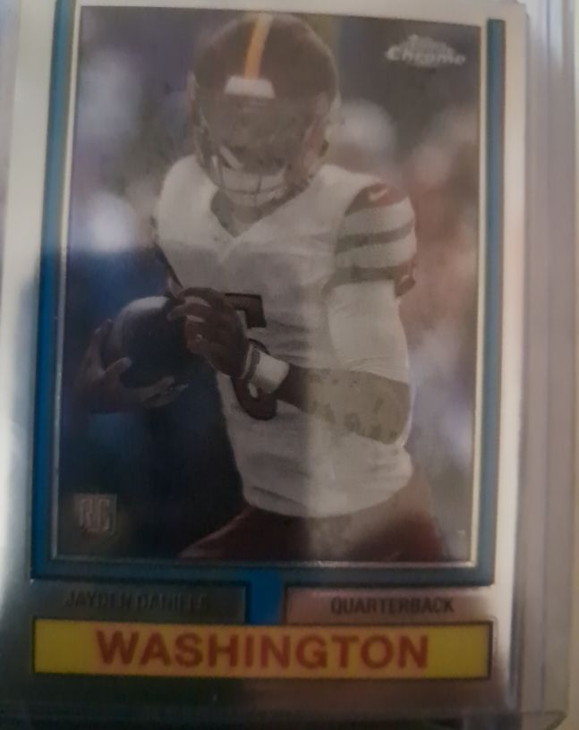 2024 Topps Chrome 1974 Topps Football #74TF-2 Jayden Daniels — front