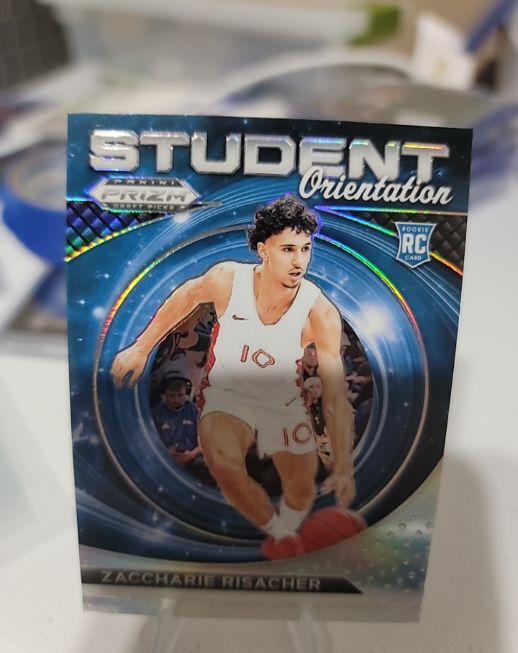 2024 Panini Prizm Draft Picks Student Orientation Silver #16 Zaccharie Risacher — front