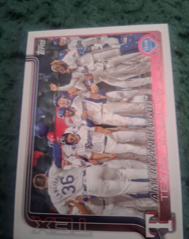 2025 Topps #593 Texas Rangers Team — front