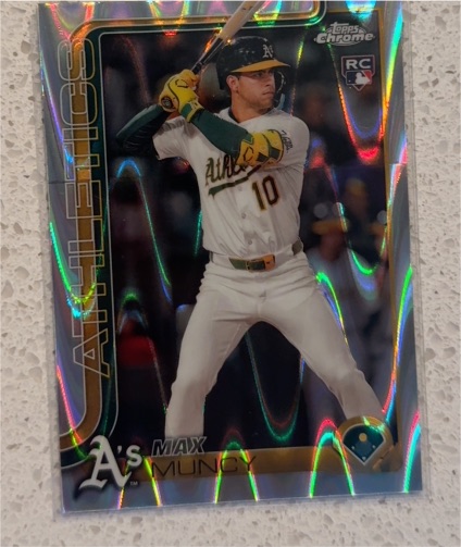 2025 Topps Chrome #221 Max Muncy — front