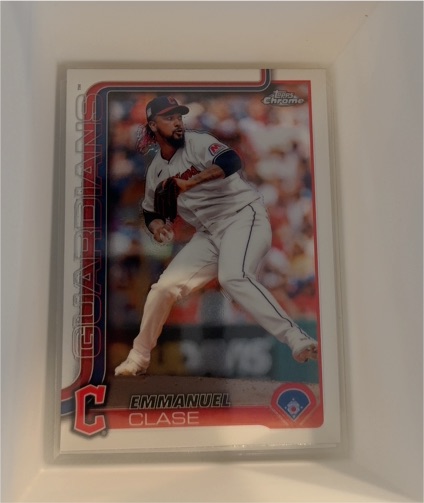 2025 Topps Chrome #326 Emmanuel Clase — front